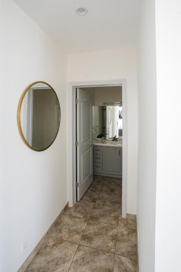 New Luxury Hollywood Sign View- Condo Los Angeles Extérieur photo