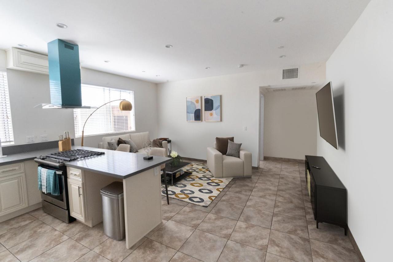 New Luxury Hollywood Sign View- Condo Los Angeles Extérieur photo