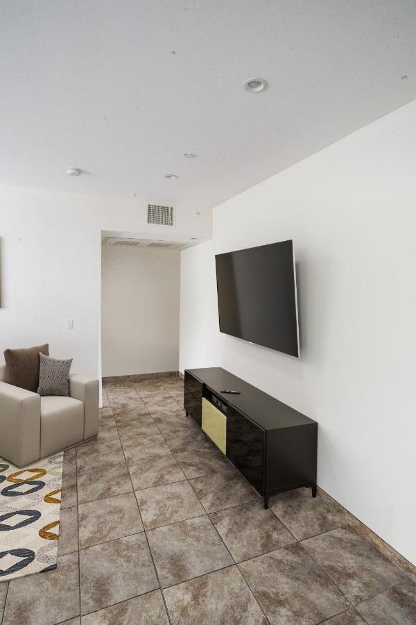 New Luxury Hollywood Sign View- Condo Los Angeles Extérieur photo